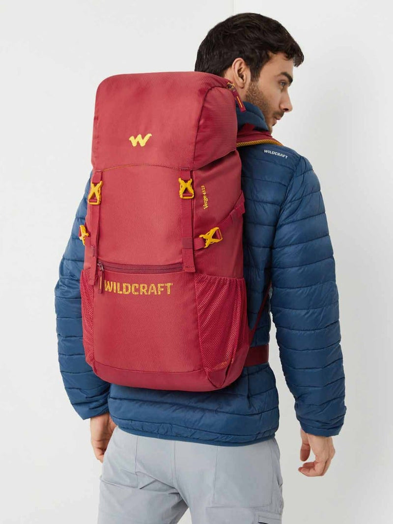 Wildcraft Verge 2 45 L hiking rucksack in Red - harness detail