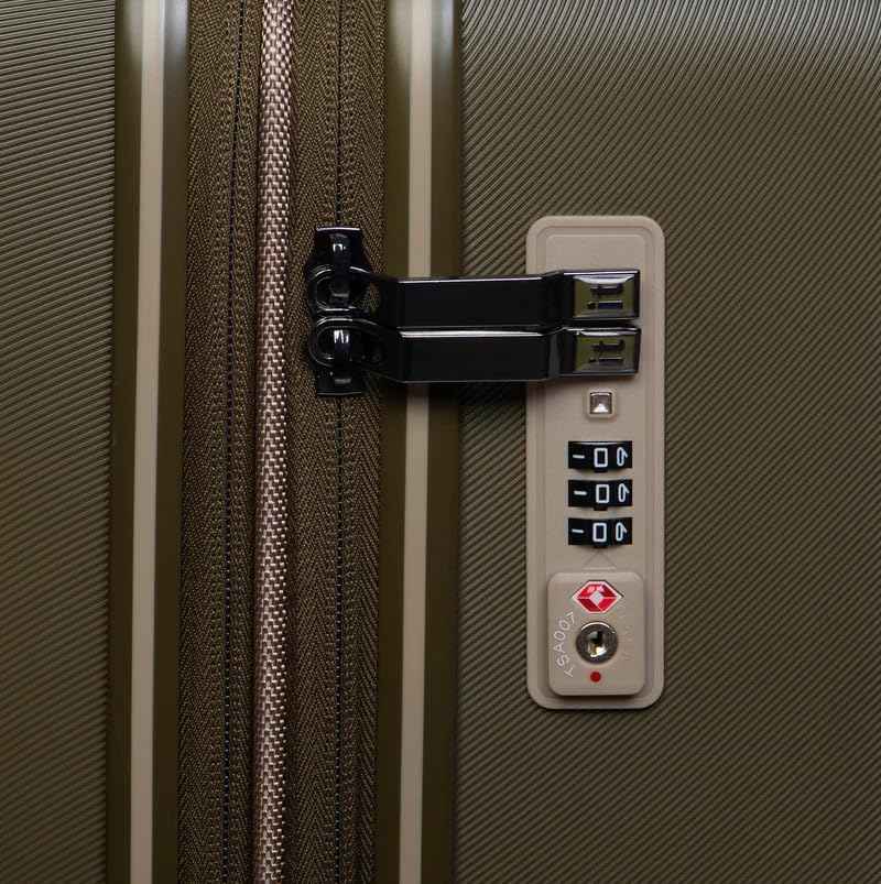 IT Luggage Rapidity Polycarbonate Hard Trolley