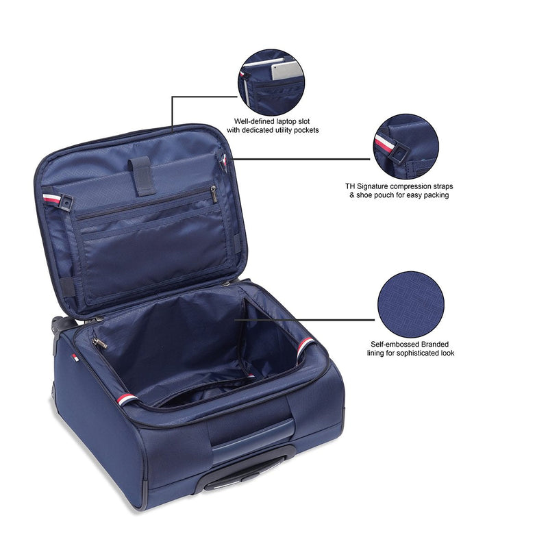Tommy Hilfiger Carolina overnighter in Navy — view 5