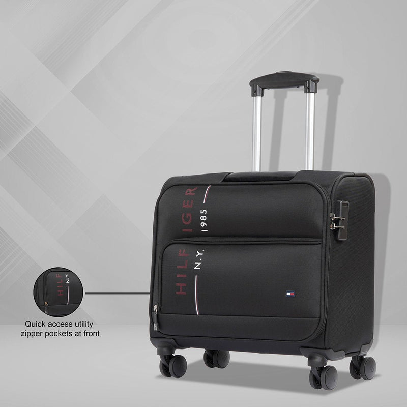 Tommy Hilfiger Clarkson overnighter in Black — view 3