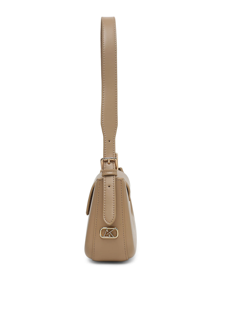 AKIKI London Soho Flap Small Hobo Bag Beige detail