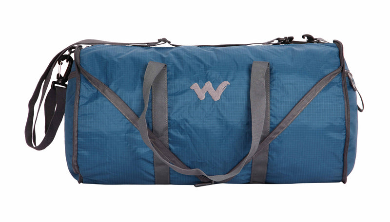 Wildcraft Frisbee Compressible Duffle Bag in Teal — view 3
