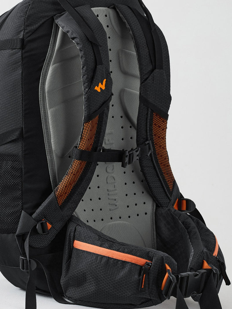 Wildcraft Eiger X 45 45L laptop techpack backpack in Black - view 5