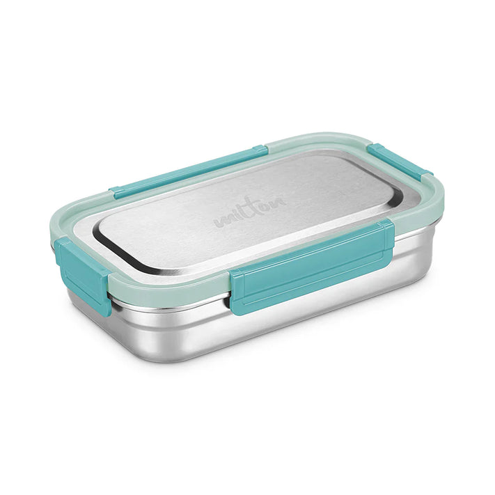 Milton lunch boxes at Manglam World