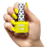 Nykaa Nail Enamel — side view