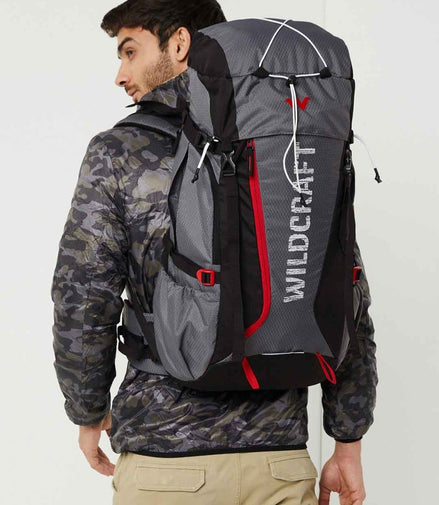 Wildcraft Trailblazer 40 L trekking rucksack in Black Grey - angled view