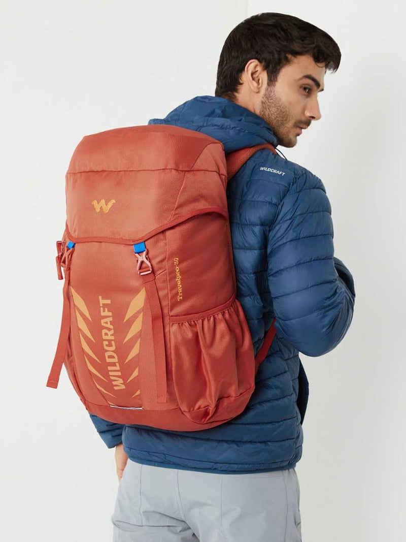 Wildcraft Travel Pro 30 L rucksack in Pumpkin - haul loop detail