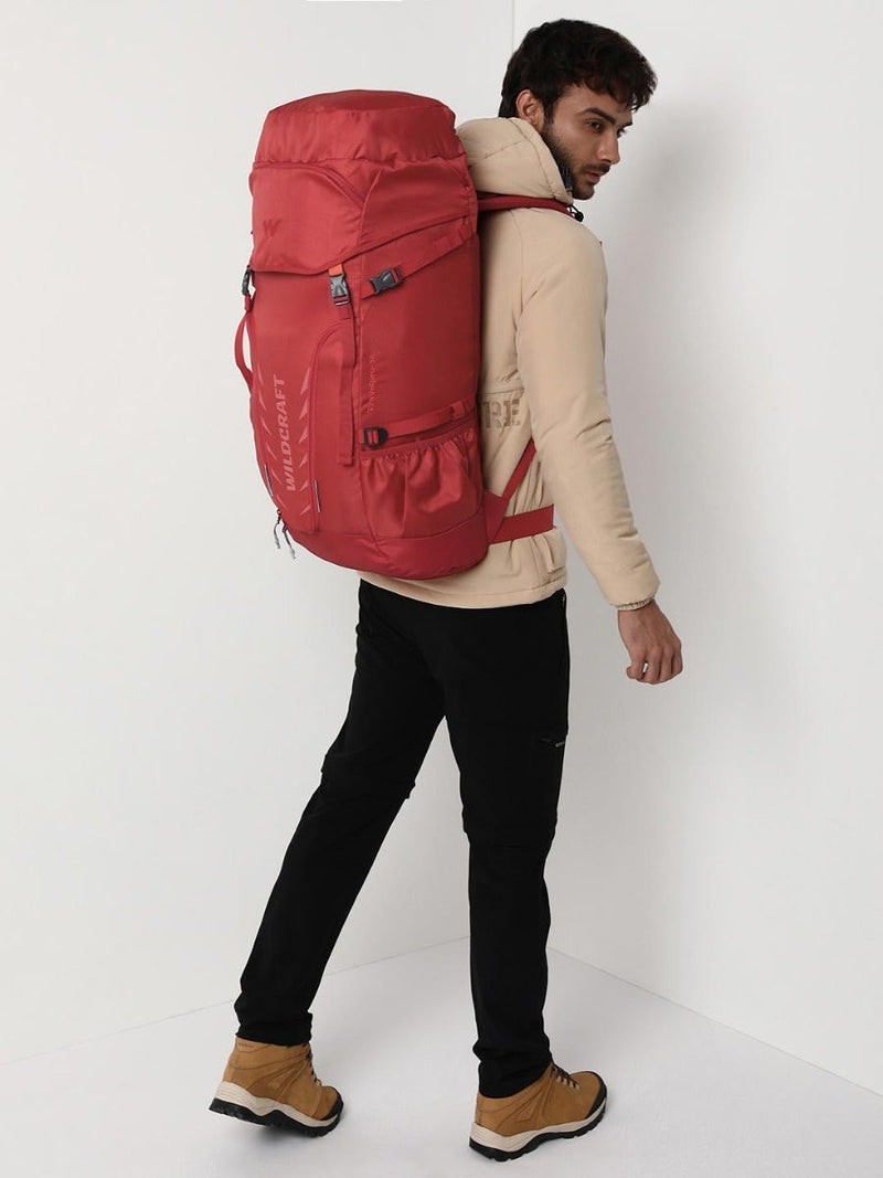 Wildcraft Travel Pro 50 L rucksack in Brick Red - shoulder pad detail