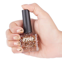Nykaa Star Studded Glitter Top Coat — back view