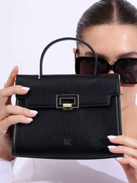 itti Kai Handbag