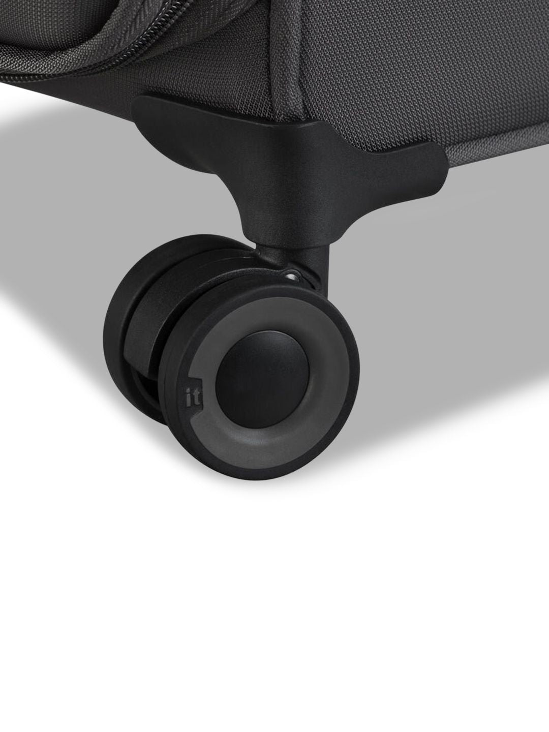 IT Luggage Precursor Charcoal Trolley Bag