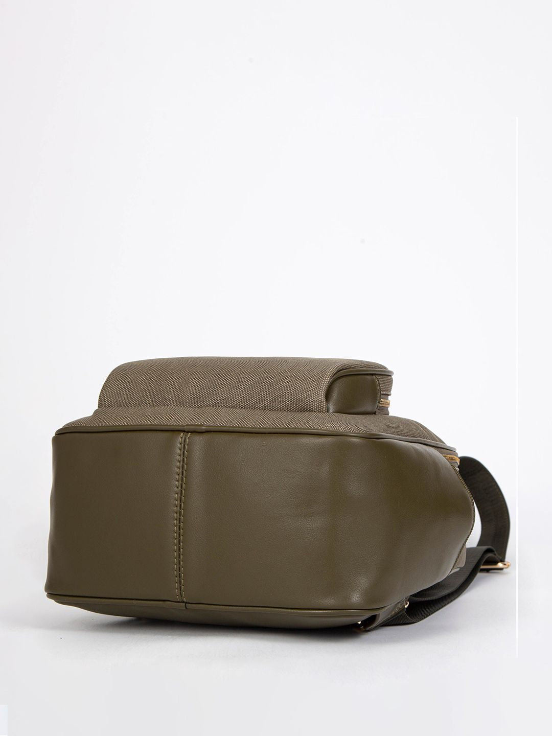 Itti Women Olivia Textured Backpack