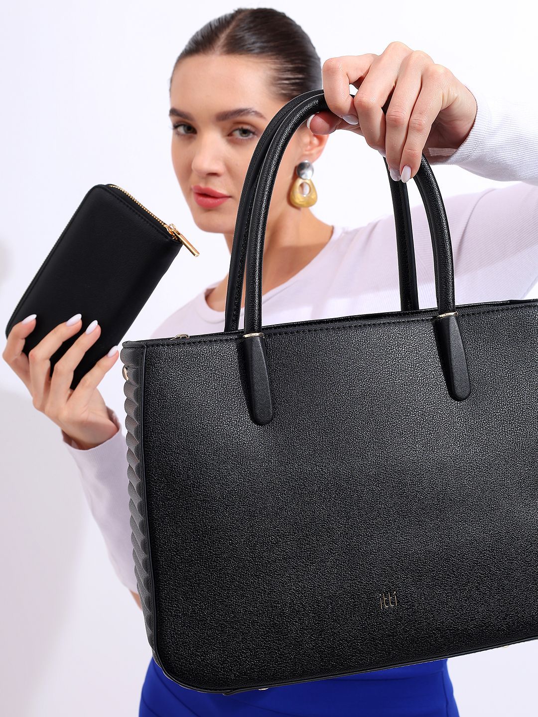 Itti Iris Women Handbag 2.0