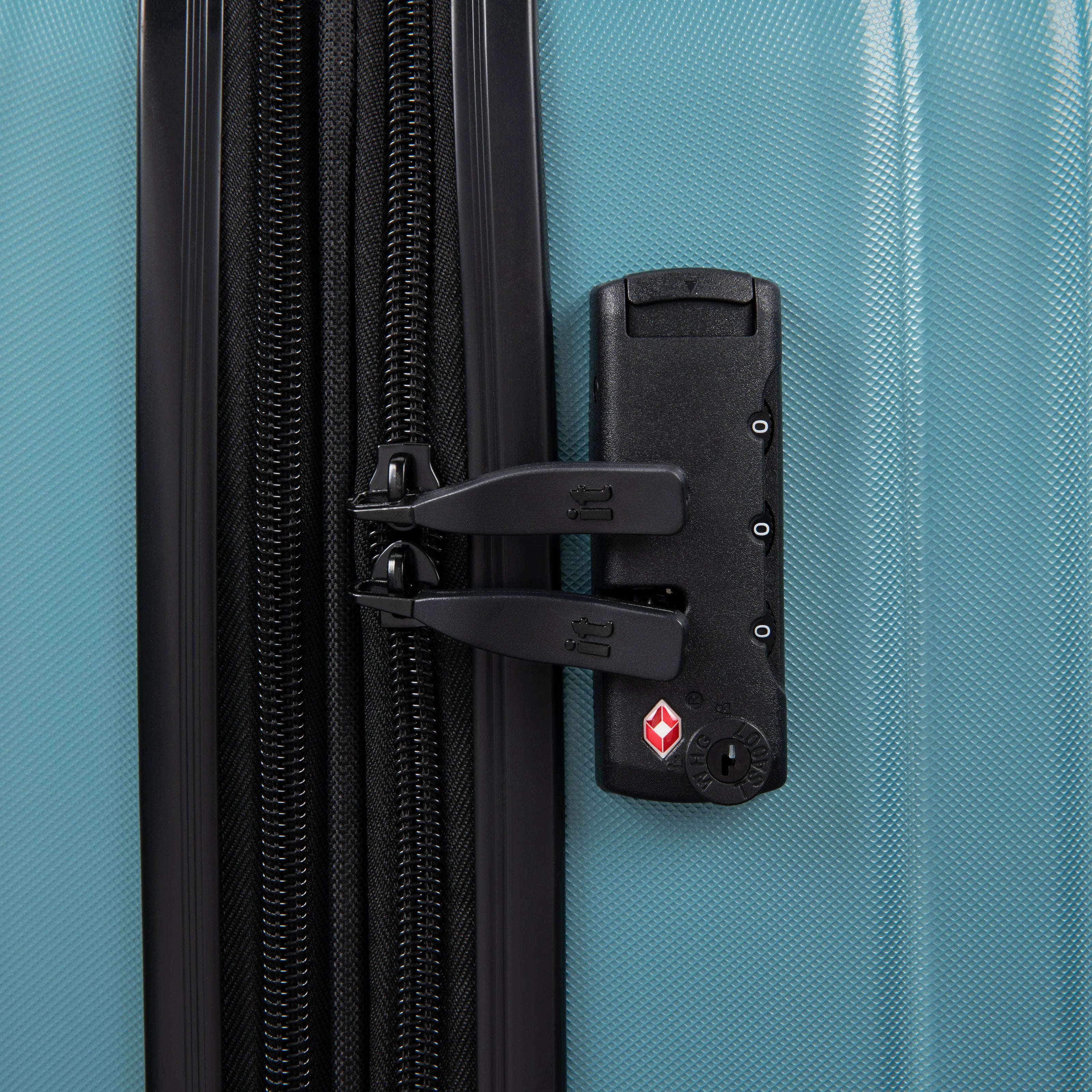 IT Luggage Legion Smoke Blue Trolley Bag