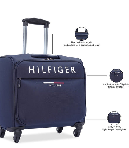 Tommy Hilfiger Carolina overnighter in Navy — view 2