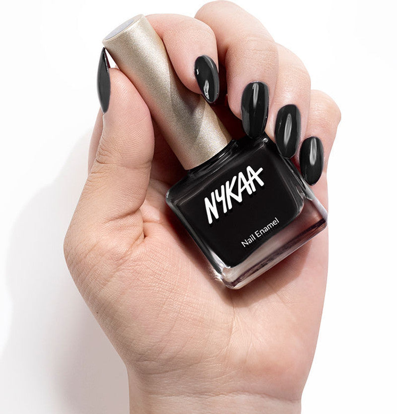 Nykaa Fall Winter Collection Nail Enamel — side view