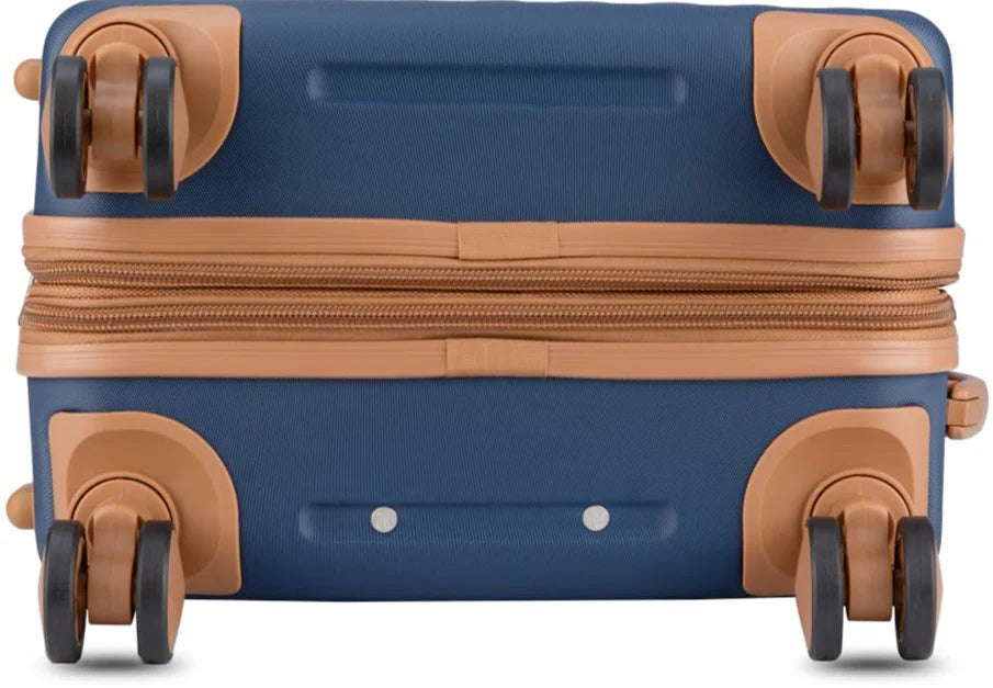 IT Luggage Fashionista Advanta Poseidon Trolley Bag