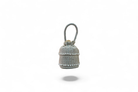 Borsa Potli in velluto argentato con decorazioni in perle e perline