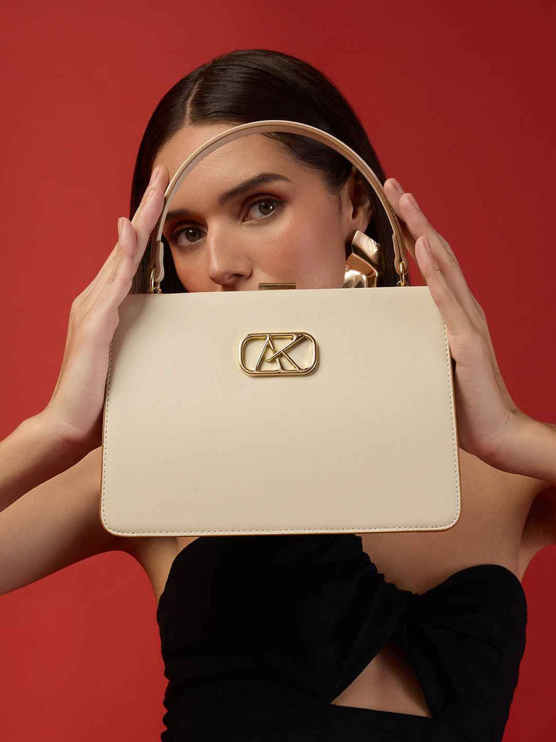 AKIKI London Hackney 23 Frame Small Handbag