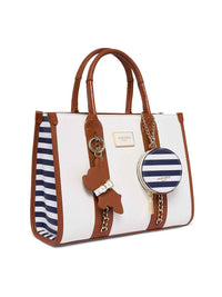 AKIKI London Hounslow Medium Box Handbag