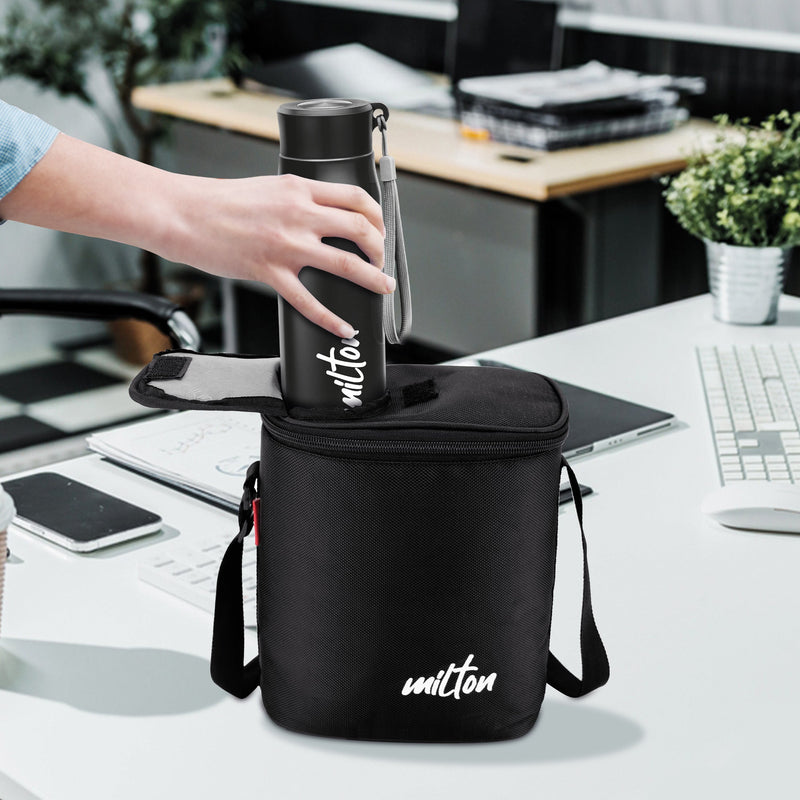 Milton Max Meal Lunchbox Black — angle view