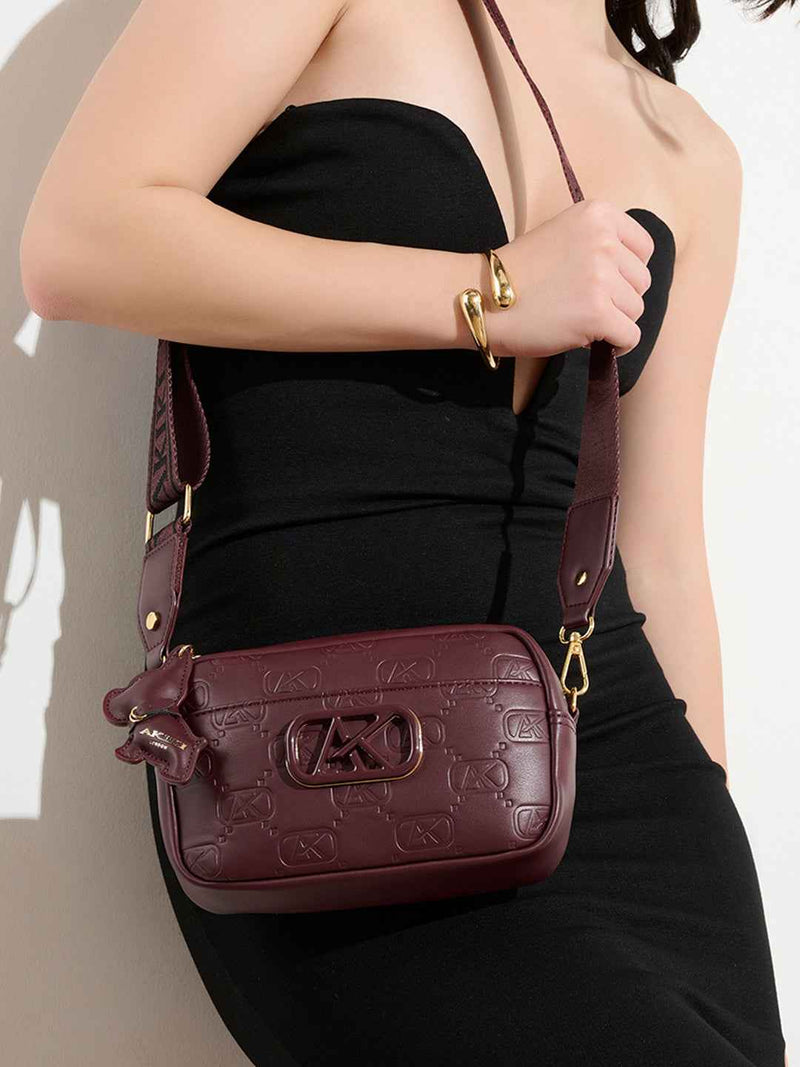 AKIKI London Chiswick 23 Medium Sling Bag