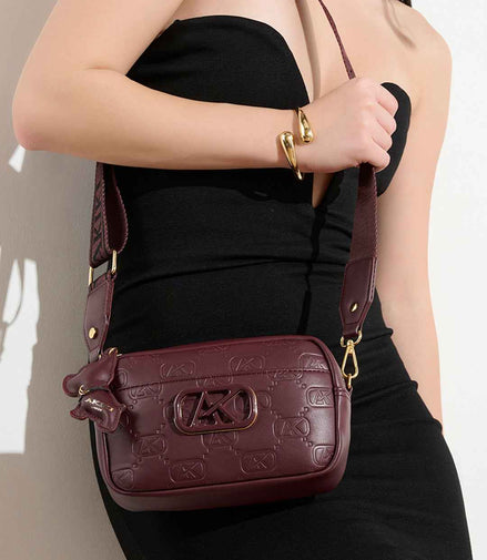 AKIKI London Chiswick 23 Medium Sling Bag