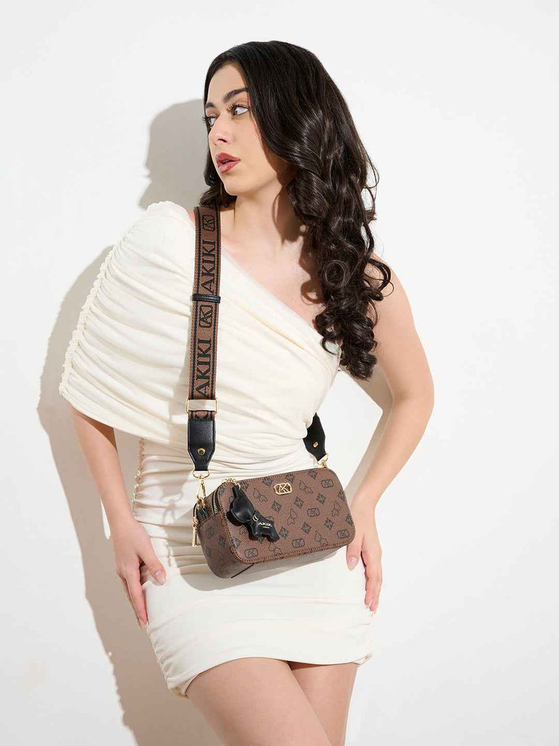 AKIKI London Kew 22 Box Small Sling Bag