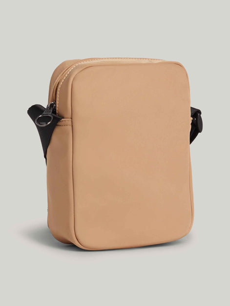 Tommy Hilfiger Flin Small Reporter Bag