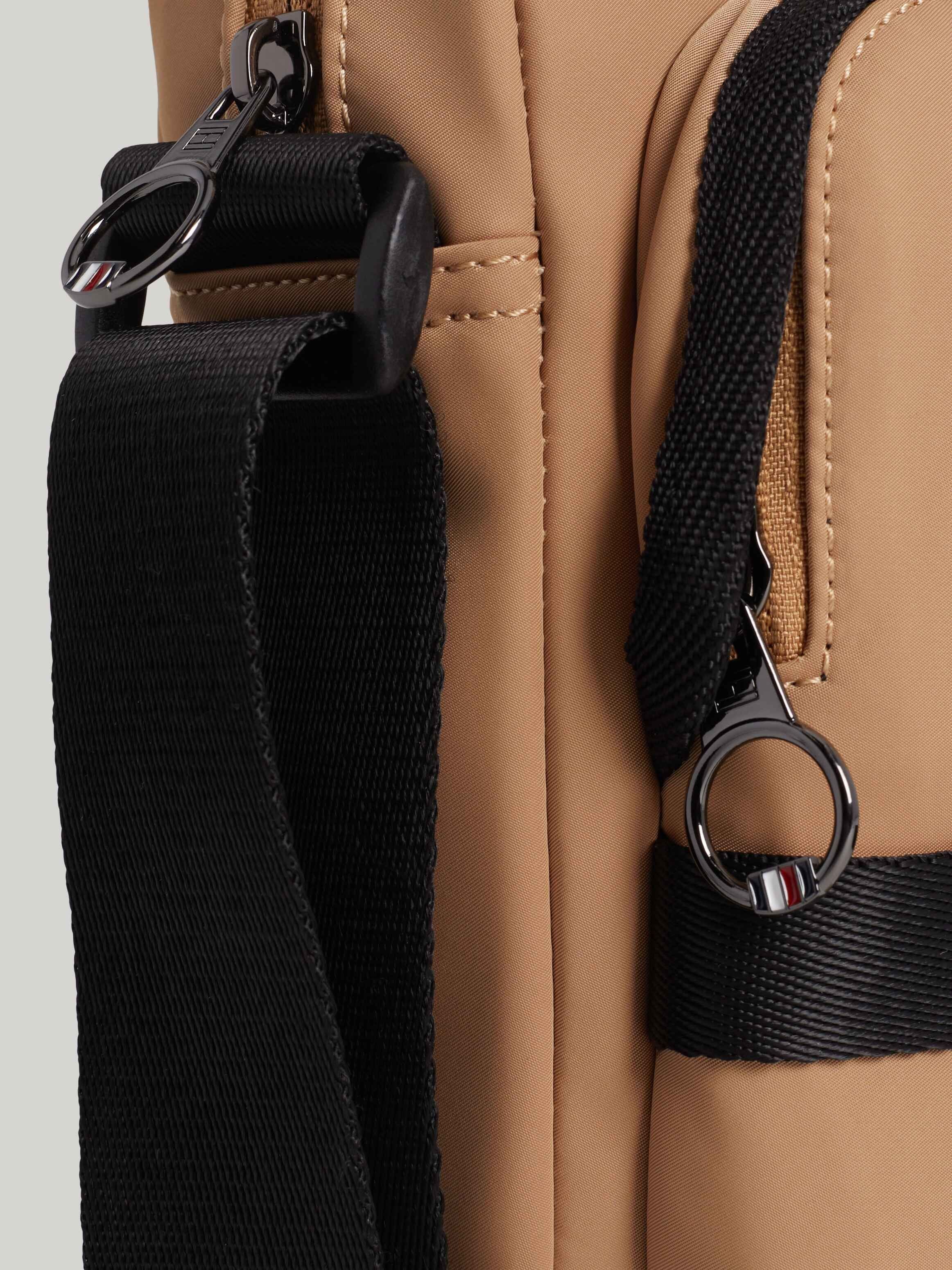 Tommy Hilfiger Flin Small Reporter Bag