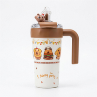 Diller Capybara Baking Party 800ml insulated tumbler in white with brown lid, curved side handle and a bear charm straw topper