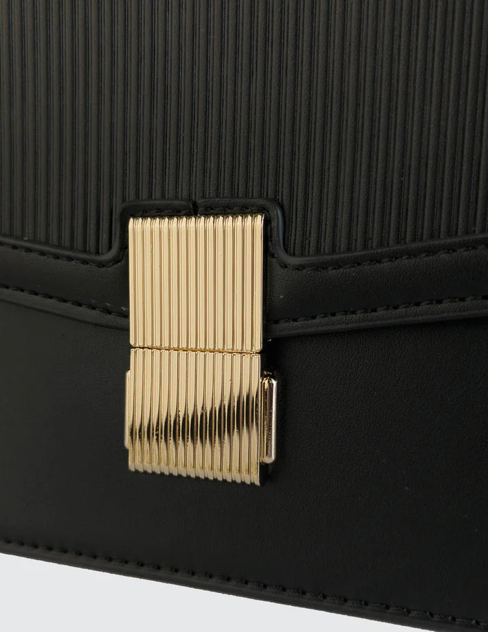 Itti Elsie Box Women Handbag