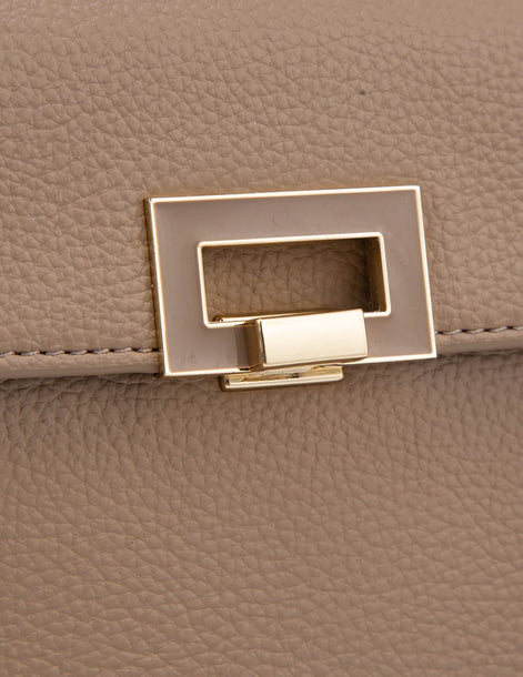 Itti Kai Women Handbag