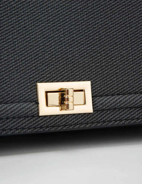 Itti Tessa Box Women Handbag