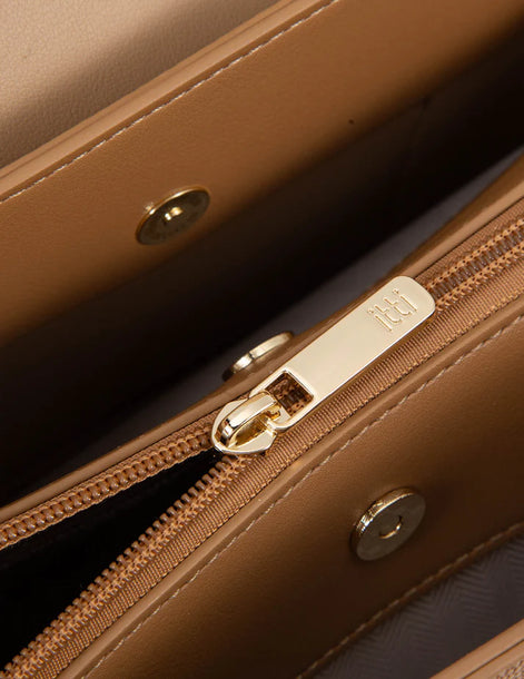 Itti Quinn Flap Women's Handbag