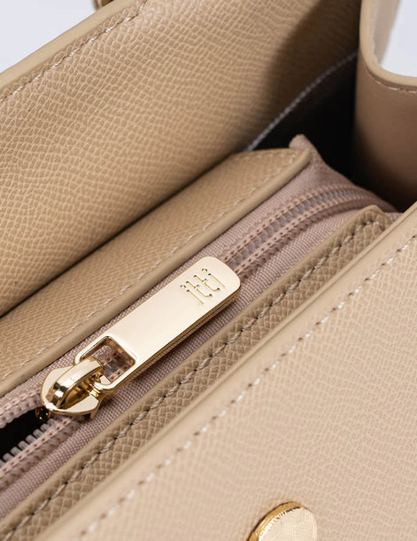 Itti May Women Handbag