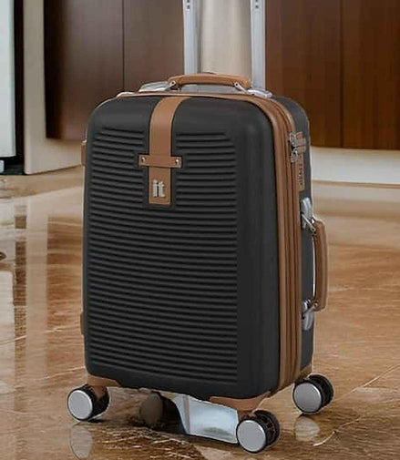 IT Luggage Men Hard Body Trolley Bag with TSA Lock