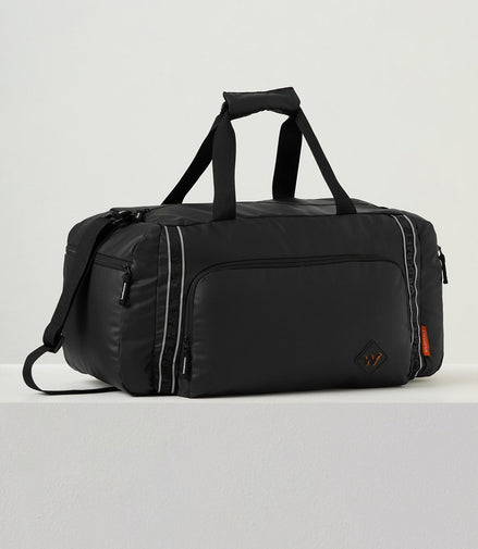 Wildcraft Dark Edition 25L duffle bag in Black