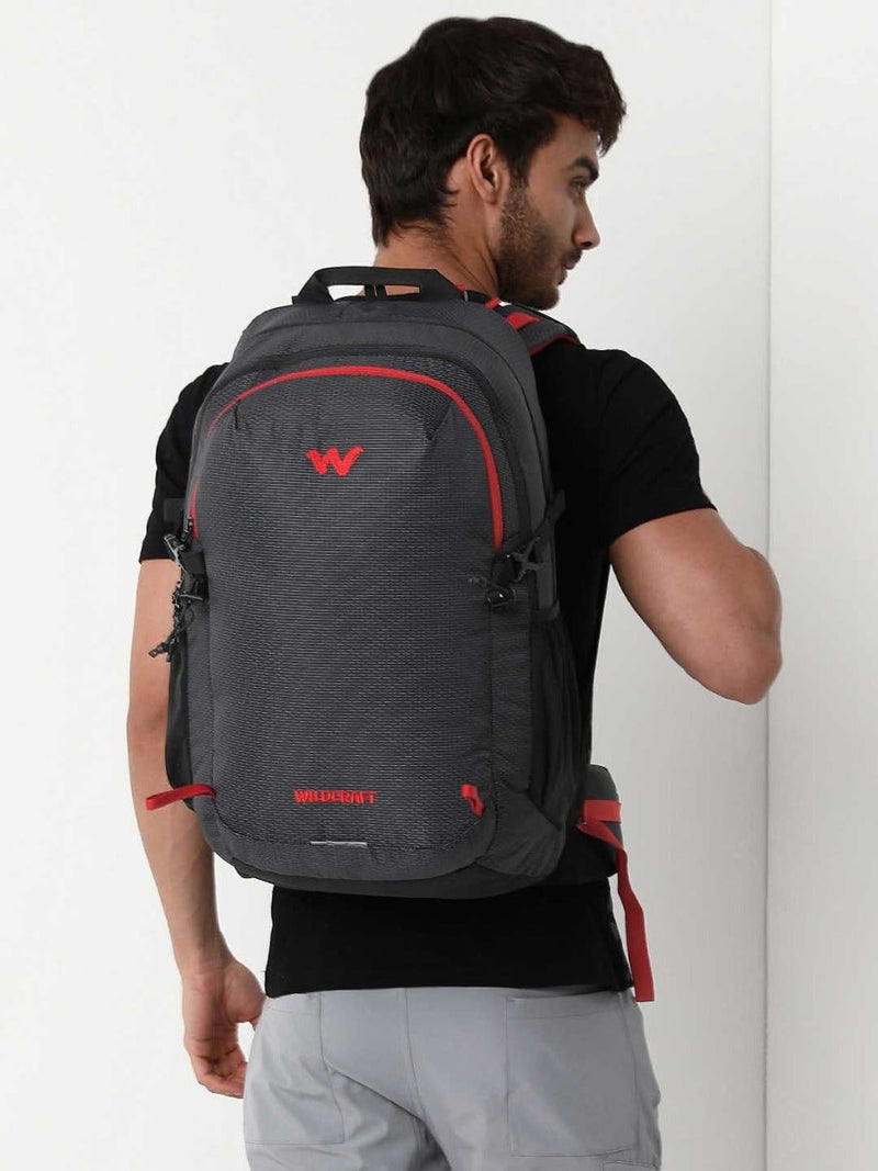 Wildcraft Techpack 40 40L trekking backpack in Black - view 4